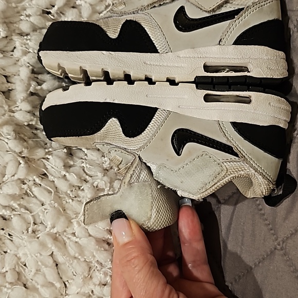 Nike Air Max Sneakers - Picture 8 of 15